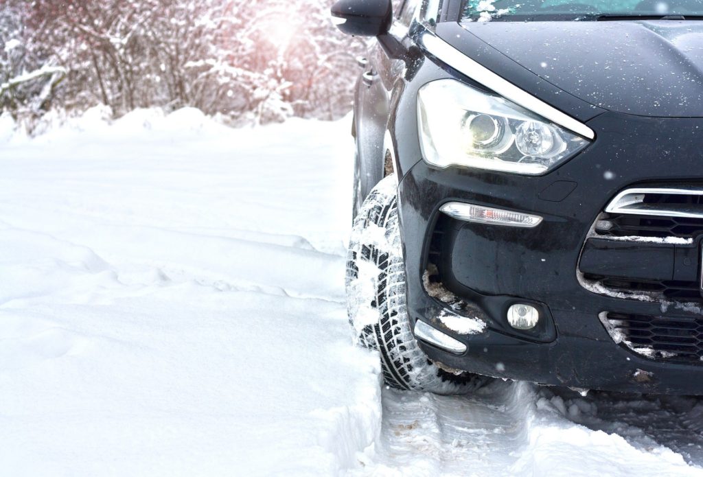 loi montagne pneus neige